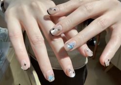 -UGIRL有个美甲