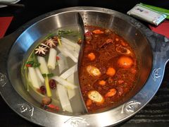鸳鸯锅-食鲜捞火锅(湖西路店)