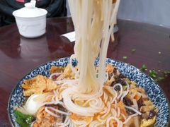-东门七爷螺蛳粉(浦东店)