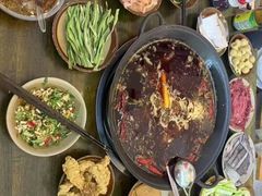 -黄潇洒老火锅(九眼桥宏济巷店)