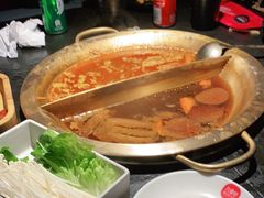 -九鼎轩脆毛肚火锅(南京东路店)