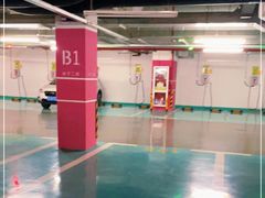 -龙湖天街-停车场