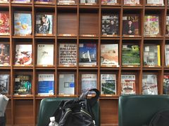 -上海市静安区图书馆(新闸路馆)