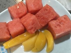 -金滏山烤肉·海鲜·火锅自助餐厅(襄阳万达店)