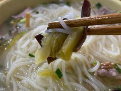 -老字号巴山酸菜米线(巴渝佳梦小区店)