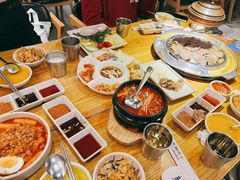 -喜来稀肉(北外滩白玉兰广场店)