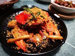 避风塘炒石岩蟹-79号渔船海鲜饭店(宝安店)