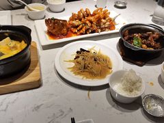 -峨嵋小镇·川菜(勒泰中心店)