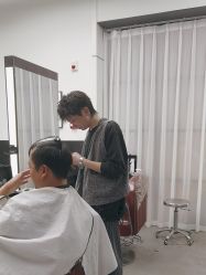 -侨治发型