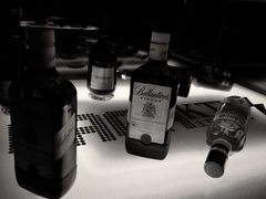 -GAGA主题量贩式KTV平价店(工大店)