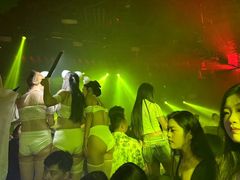 -V AMUSING CLUB·酒吧(银河中心店)