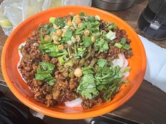 -玲玲米粉·新疆现炒米粉(大十字总店)