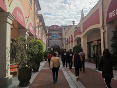 -佛罗伦萨小镇广佛名品奥特莱斯(疏港路店)