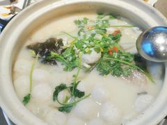 招牌鱼头煲-品渔味湖鲜馆(拈花湾店)