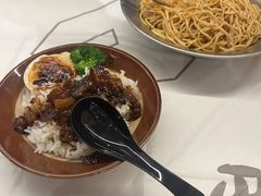-老街烧烤大排档·地道湖北菜·龙虾馆(汉口火车站店)