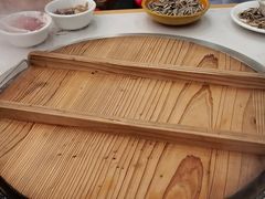-鲁员外地锅鸡地锅鱼(古墩路店)