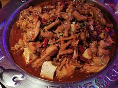 -胖哥俩肉蟹煲(万国店)
