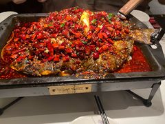 -江边城外烤全鱼(世茂广场店)