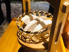 荔浦芋头-手选潮汕鲜活牛肉火锅(二七广场店)