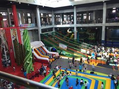 -蒙特利亲子乐园