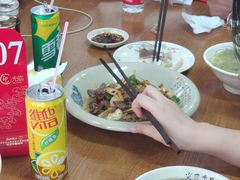 -何永光123鲜牛肉馆(1号店)