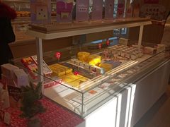 -好利来(万卉路店)