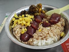 -梁阿婆廿年老牌扣肉糯米饭