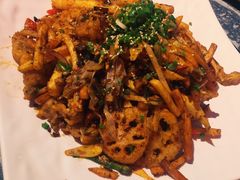 -三人行骨头王火锅(长寿店)