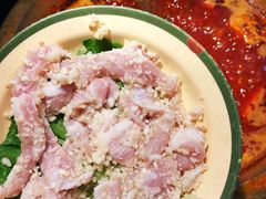猪颈肉-王婆乔鲜鱼自助火锅(蜀汉路店)