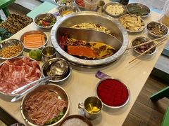 -憨铁匠老火锅(龙岗万科里店)
