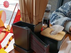-何记花甲(海岸城旗舰店)