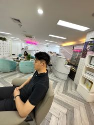 -米娜护肤造型