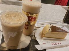 拿铁-COSTA COFFEE(武汉武商MALL店)