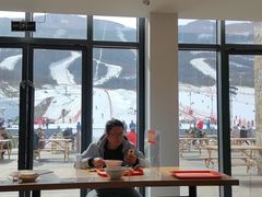 -鳌山滑雪度假区