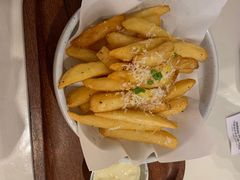 -阿妮叶李(光谷世界城店)
