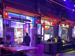 -喜鹊音乐酒馆(西街店)