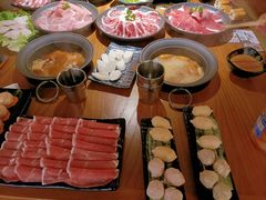 -呷哺呷哺(凯旋广场店)