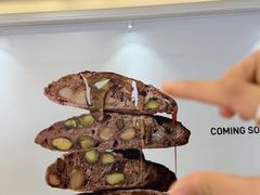 -HOT CRUSH趁热集合·现烤面包(上海环球港店)