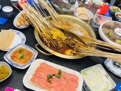 -来涮蜀鲜货火锅串串香(菜市口店)
