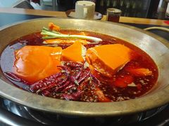 -王婆乔鲜鱼自助火锅(蜀汉路店)