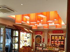 -阿瓦山寨·湘菜现炒·剁椒鱼头王(咸阳总店)