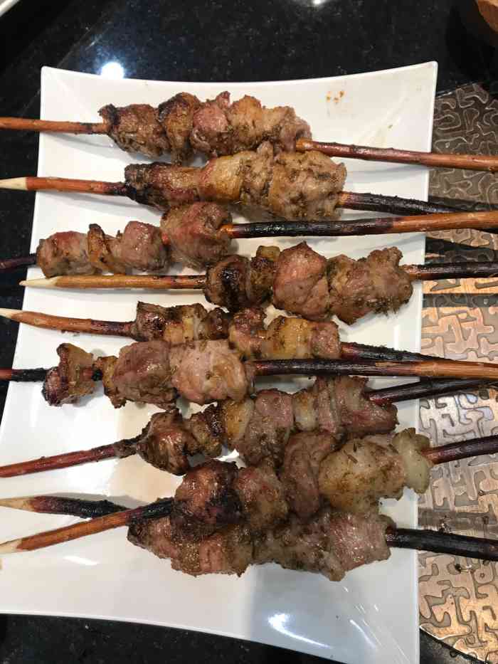 老万烧烤(典逸心洲店)-"锦州最有名的就是烧烤啦,所以第一次来锦州.