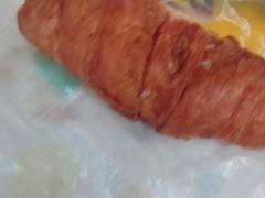 杨桃牛角-麦当劳(北京大兴机场二层国内到达(安检外)店)