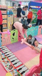 -孩子王(万达广场店)