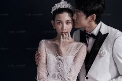 -雪中彩影婚纱摄影·微光艺术中心