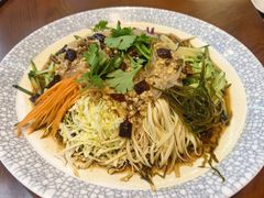 -老码头黑皮肘子锅包肉熏酱水饺(文政街店)