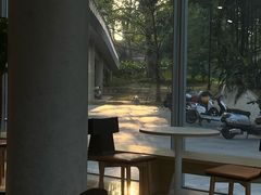 -木嘛working coffee&bar(碧道馆店)
