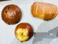 -沁屋面包店(人民东路店)