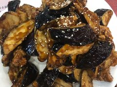 焦糖茄子牛肉粒-桃子餐厅·天津菜(红星路直营店)