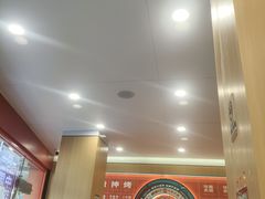-塔斯汀中国汉堡(白云京溪地铁站店)